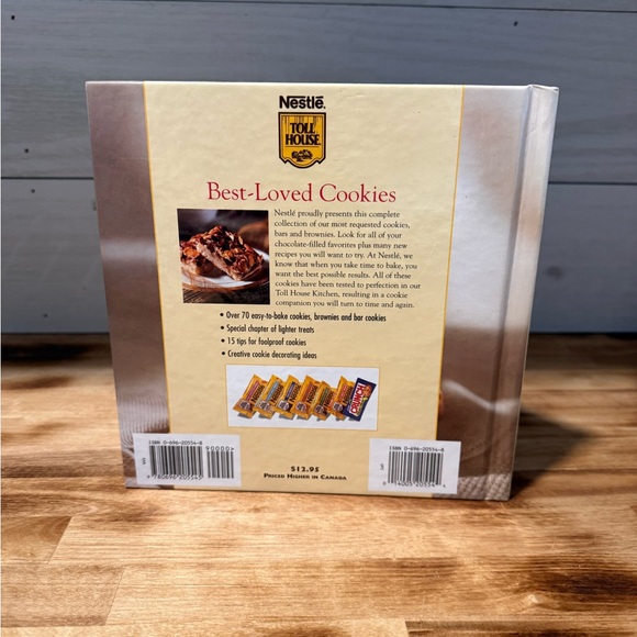 Nestle Toll House Best-Loved Cookies Cookbook - Picture 3 of 6